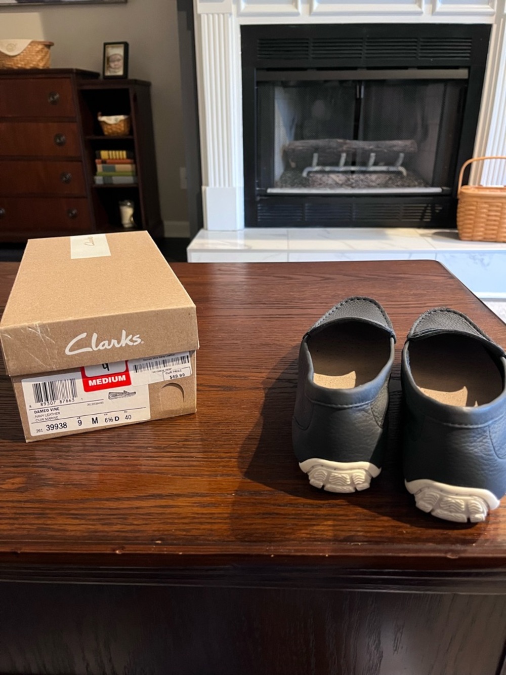 Clarks Driving Loafers - Picture 3 of 7